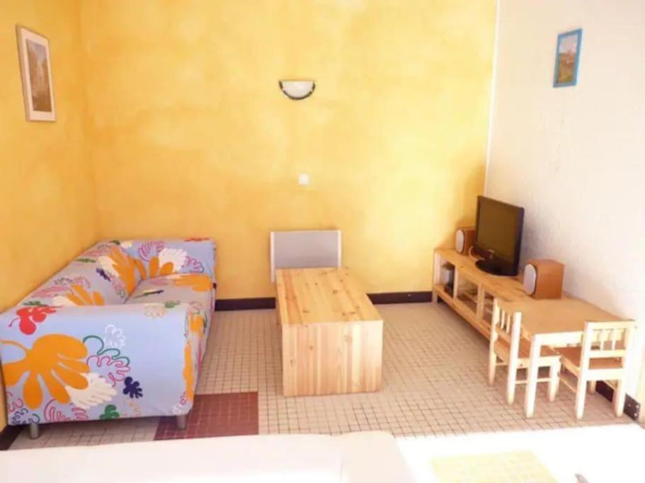 Maison lumineuse et spacieuse avec terrain La Bourboule Extérieur photo
